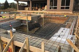 Hiring reliable swimming pool builders on the Gold Coast